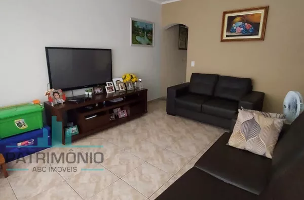 Sobrado à venda no Bairro Osvaldo Cruz em São Caetano do Sul.