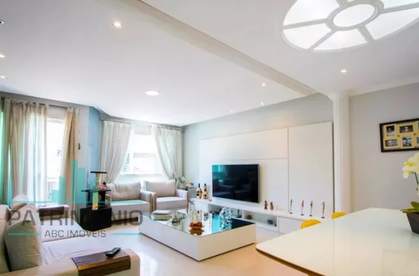 Sobrado a venda no Bairro Campestre em Santo André.