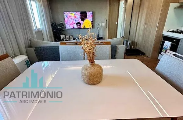 Apartamento à venda na Vila Califórnia em São Paulo. 