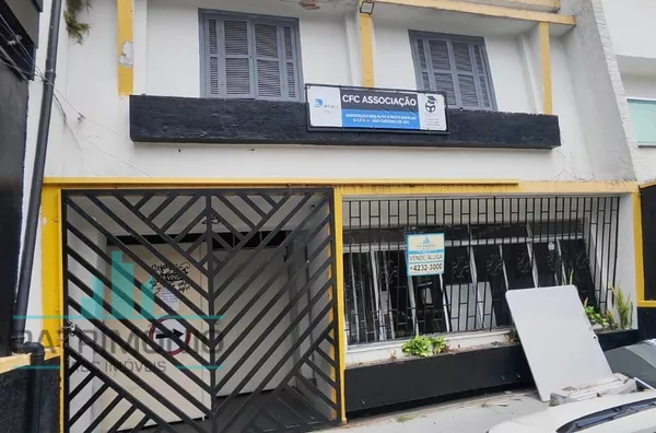 Sobrado Comercial para venda ou locação no bairro Olímpico em São Caetano Do Sul.