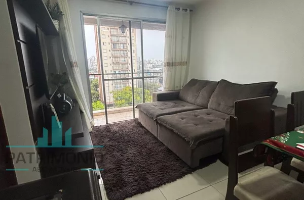 Apartamento à venda no Bairro Jardim Patente em São Paulo.