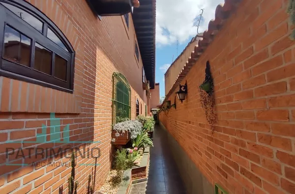 Maravilhoso sobrado à venda no Bairro Osvaldo Cruz em São Caetano Do Sul.