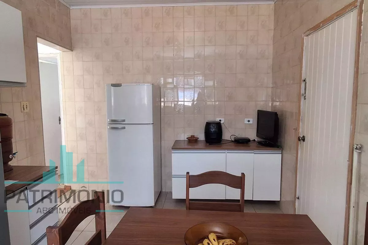 Casa, 3 quartos, 200 m² - Foto 9