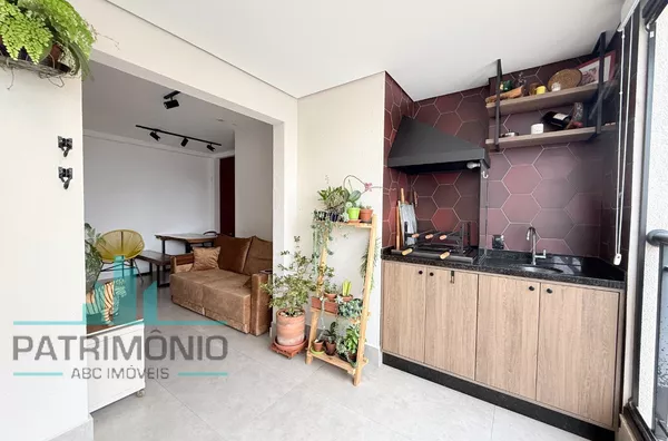 Apartamento à venda no bairro Campestre em Santo André.