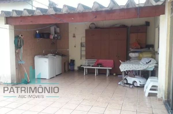 Casa térrea com 295 metros de terreno no Bairro Osvaldo Cruz - São Caetano do Sul/SP