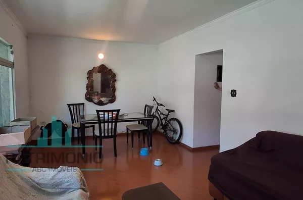 Casa à venda no Bairro Santa Maria em São Caetano do Sul.