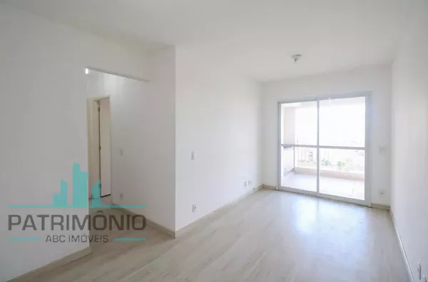 Apartamento para venda ou locação no Centro em São Caetano Do Sul. 