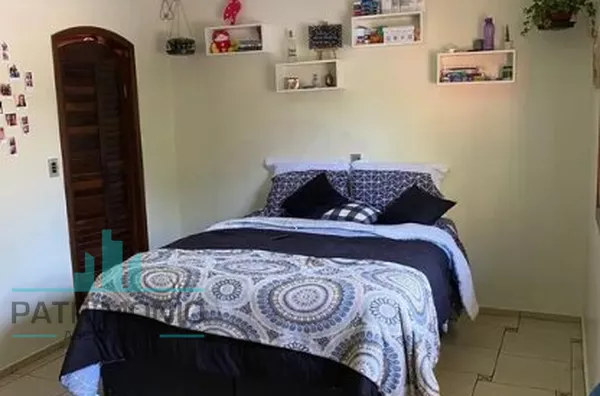 Dormitório com closet 1