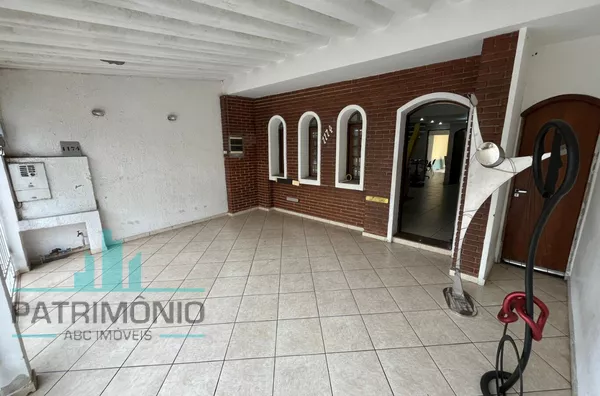 Sobrado Comercial para venda e aluguel no bairro Santa Paula - São Caetano do Sul.