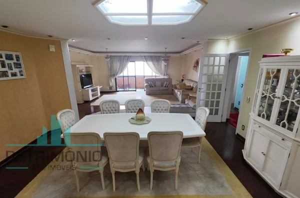 Apartamento 235 m² com 4 Dormitórios e 3 Vagas no Bairro Santo Antônio – São Caetano do Sul