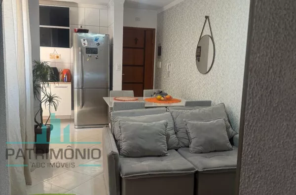 Apartamento à venda no Bairro Utinga em Santo André. 