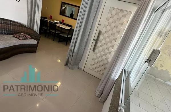 Amplo Sobrado à venda no Bairro Mauá em São Caetano do Sul.