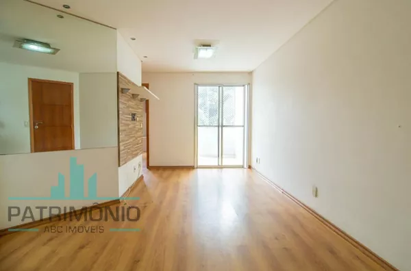 Apartamento com 50m² no Condomínio Club House à venda na Vila Alpina em São Paulo.