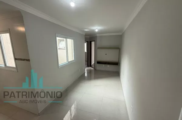 Cobertura à venda no bairro Campestre em Santo André.