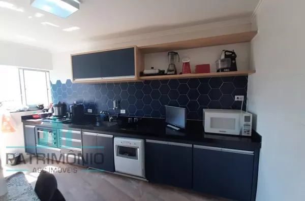 Sobrado com a venda no Bairro Olímpico - São Caetano do Sul.