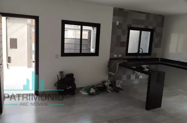 Casa Térra à venda no BairroTaboão em São Bernardo do Campo.