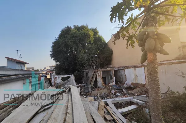 Excelente Terreno a venda no Bairro Nova Gerty em São Caetano do Sul
