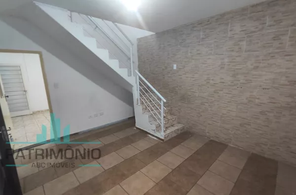 Sobrado à venda no Bairro Cerâmica em São Caetano Do Sul.