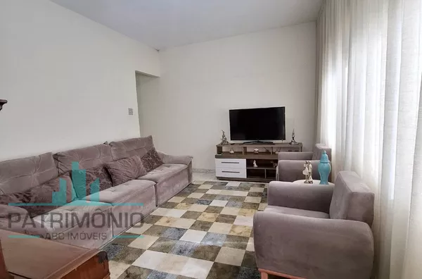 Casa à venda no Bairro Olímpico em São Caetano Do Sul. 