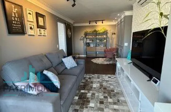 Apartamento à venda no Bairro Campestre em Santo André.