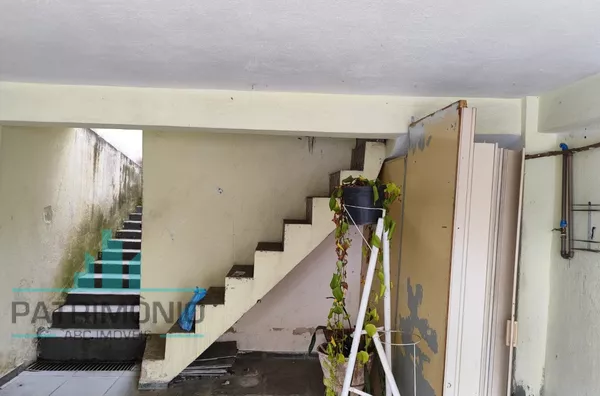 Casa assobradada à venda no bairro Osvaldo Cruz em São Caetano do Sul. - Foto 15