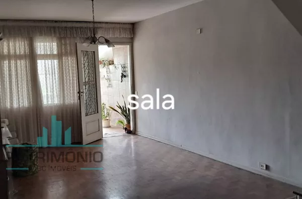 Sobrado à venda no Bairro Olímpico em São Caetano Do Sul.