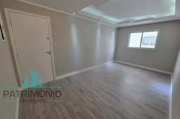 Apartamento à venda no Bairro Santa Maria em São Caetano do Sul.