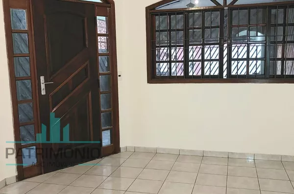 Sobrado com 5x25m² a venda na Vila Valparaíso - Santo André.