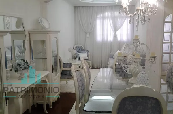 Amplo sobrado à venda no Bairro Barcelona em São Caetano do Sul.