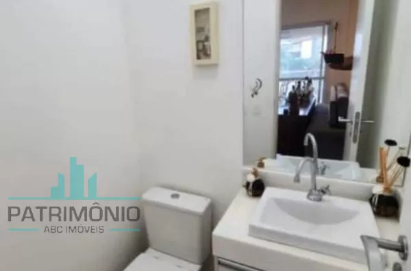 Apartamento à venda no Bairro Santo Antônio em São Caetano Do Sul.