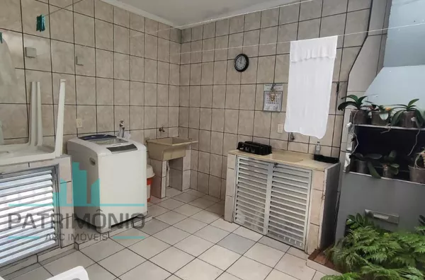 Sobrado à venda no bairro Osvaldo Cruz em São Caetano do Sul.