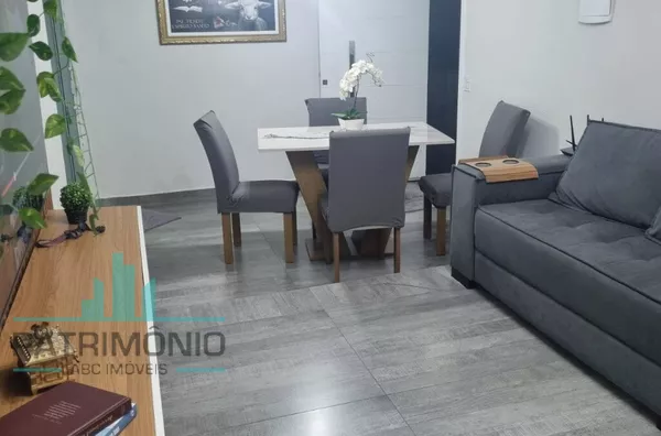 Casa para venda com porteira fechada no Bairro Vila Flórida em São Bernardo do Campo.