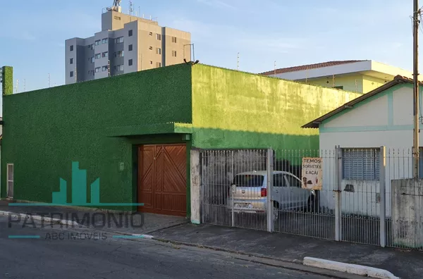 Sobrado a venda com 4 suítes e Piscina -- Vila Arapuá - São Paulo.