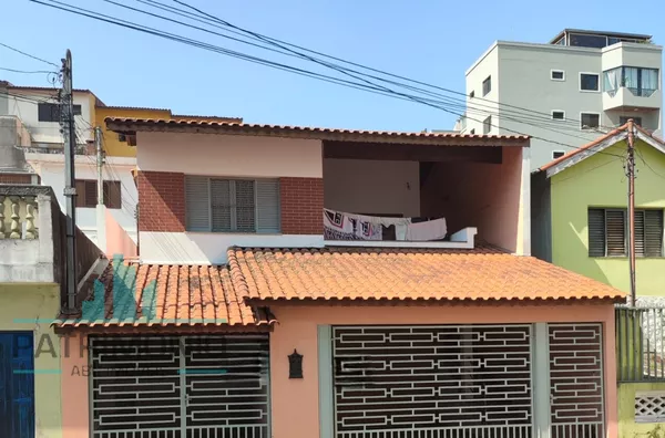 Casa a venda com terreno de 9x35m² no Bairro Nova Gerty em São Caetano do Sul