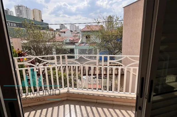 Amplo Sobrado à venda no Bairro Olímpico em São Caetano do Sul.