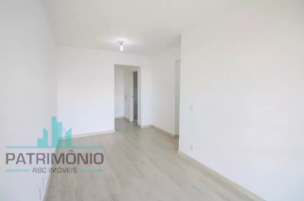 Apartamento para venda ou locação no Centro em São Caetano Do Sul. 