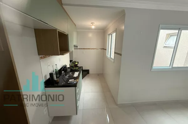 Cobertura à venda no bairro Campestre em Santo André.