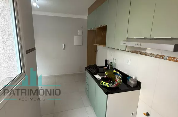 Cobertura à venda no bairro Campestre em Santo André.