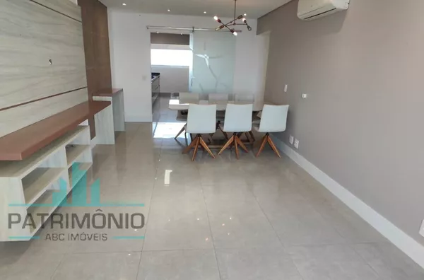 Apartamento à venda no Condomínio White Residence no Bairro Campestre em Santo André.