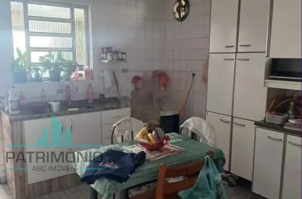 Sobrado à venda no Bairro Olímpico em São Caetano do Sul.