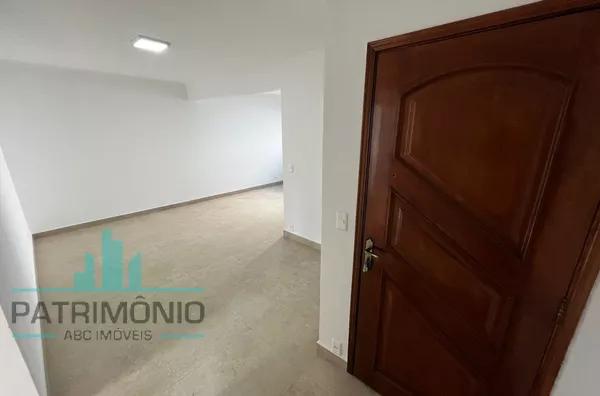 Apartamento à venda no Bairro Santa Paula em São Caetano Do Sul.
