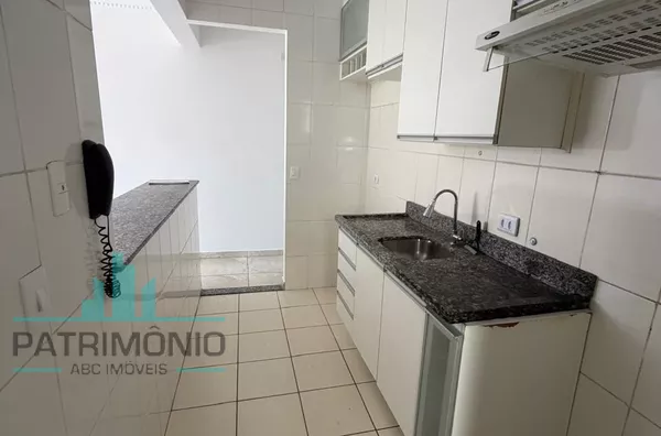 Apartamento à venda no Condomínio Spazzio Dell Art no bairro Campestre em Santo André.