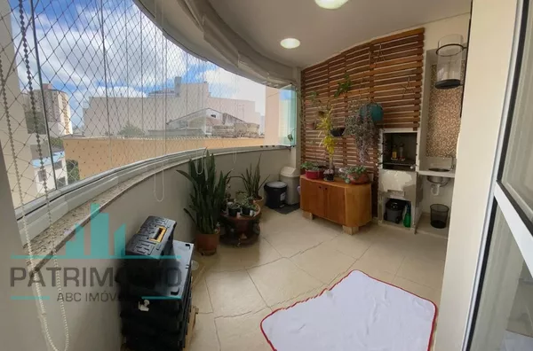 Apartamento à venda no Bairro Santa Maria em São Caetano do Sul. 