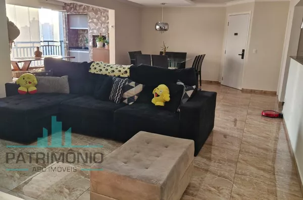 Espaçoso Apartamento à Venda no Condomínio Alegre Gran Condominium no Bairro Santa Paula em São Caetano do Sul.