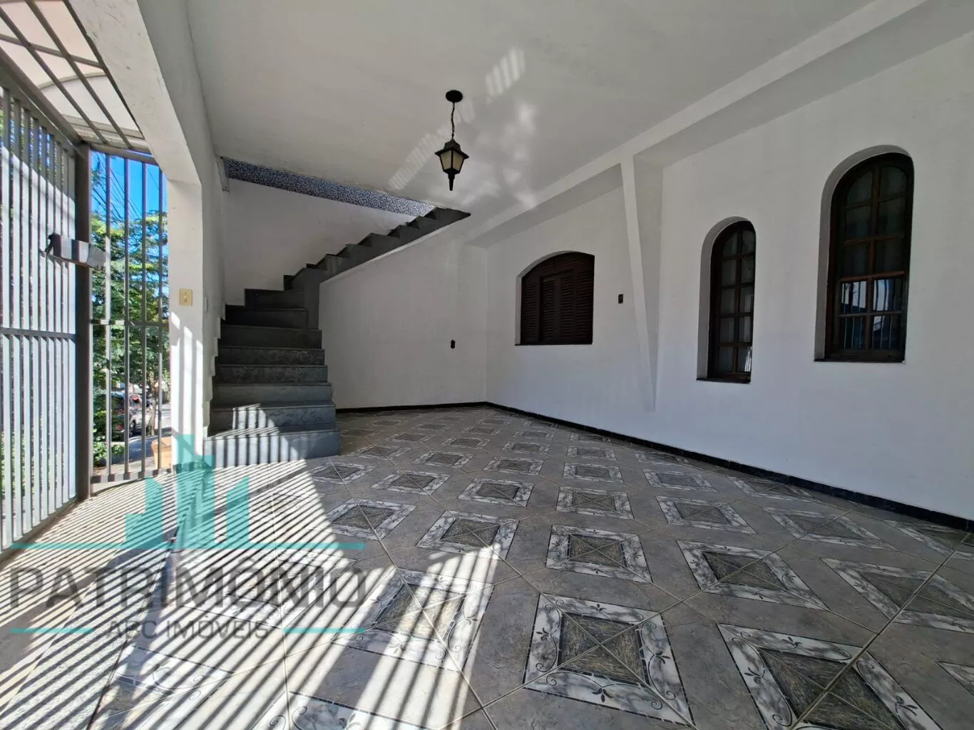 Sobrado, 2 quartos, 180 m² - Foto 1