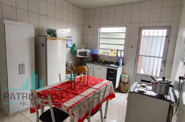 Terreno com 2 casas à venda no bairro Boa Vista em São Caetano do Sul.