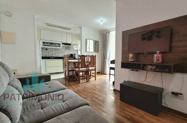 Apartamento à venda no Bairro Campestre em Santo André. 
