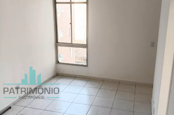 Apartamento à venda no Conjunto dos Radialistas no bairro São José em São Caetano do Sul.