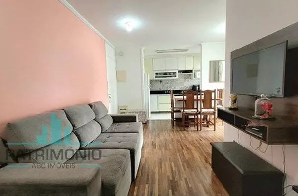 Apartamento à venda no Bairro Campestre em Santo André. 