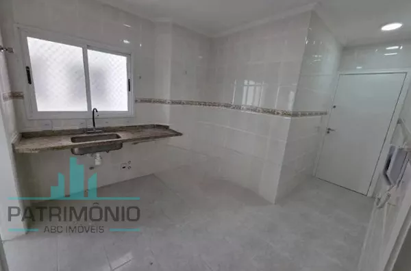 Apartamento à venda no Bairro Santa Maria em São Caetano do Sul.